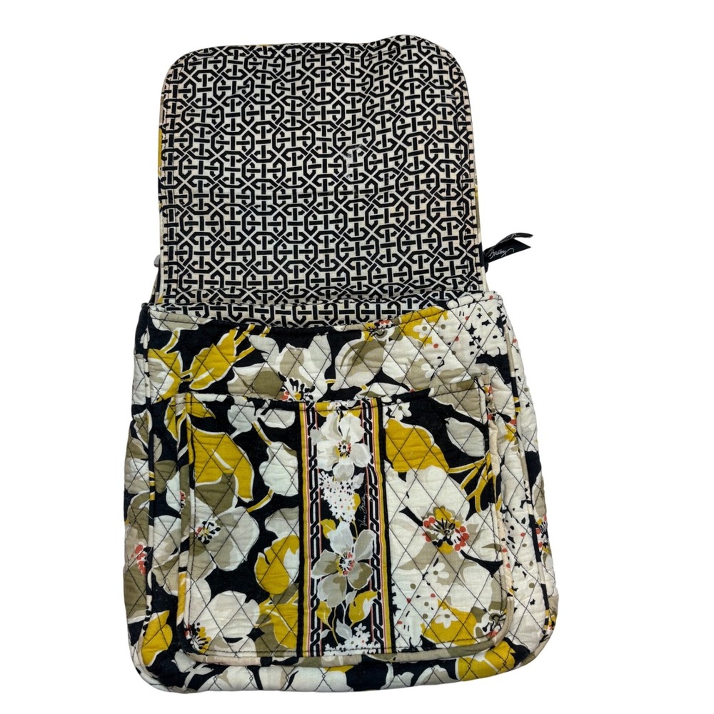 Vera Bradley Dogwood Quilted Crossbody Bag‎ w/ Matching Small Wallet Retired - Picture 6 of 11